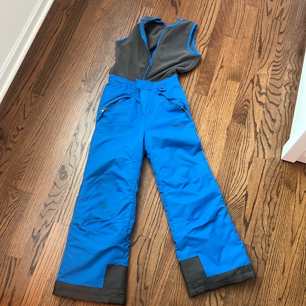 Boys size s snowsuit